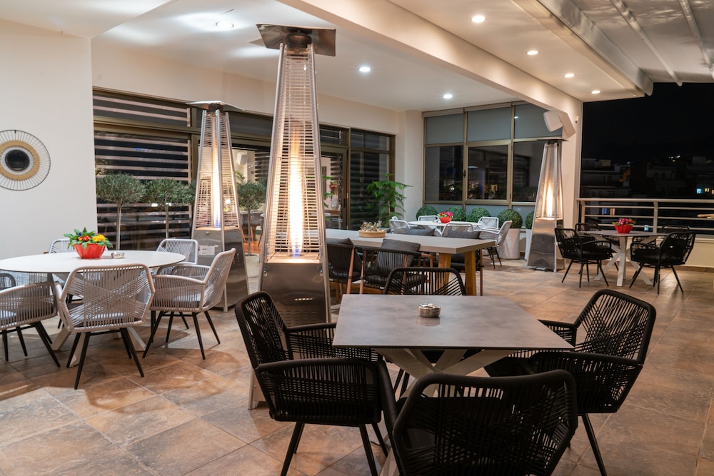 PATRAS PALACE HOTEL 34/50