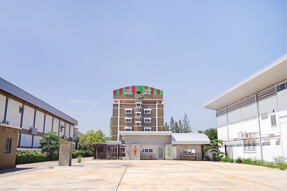 Wises Hotel 20/22