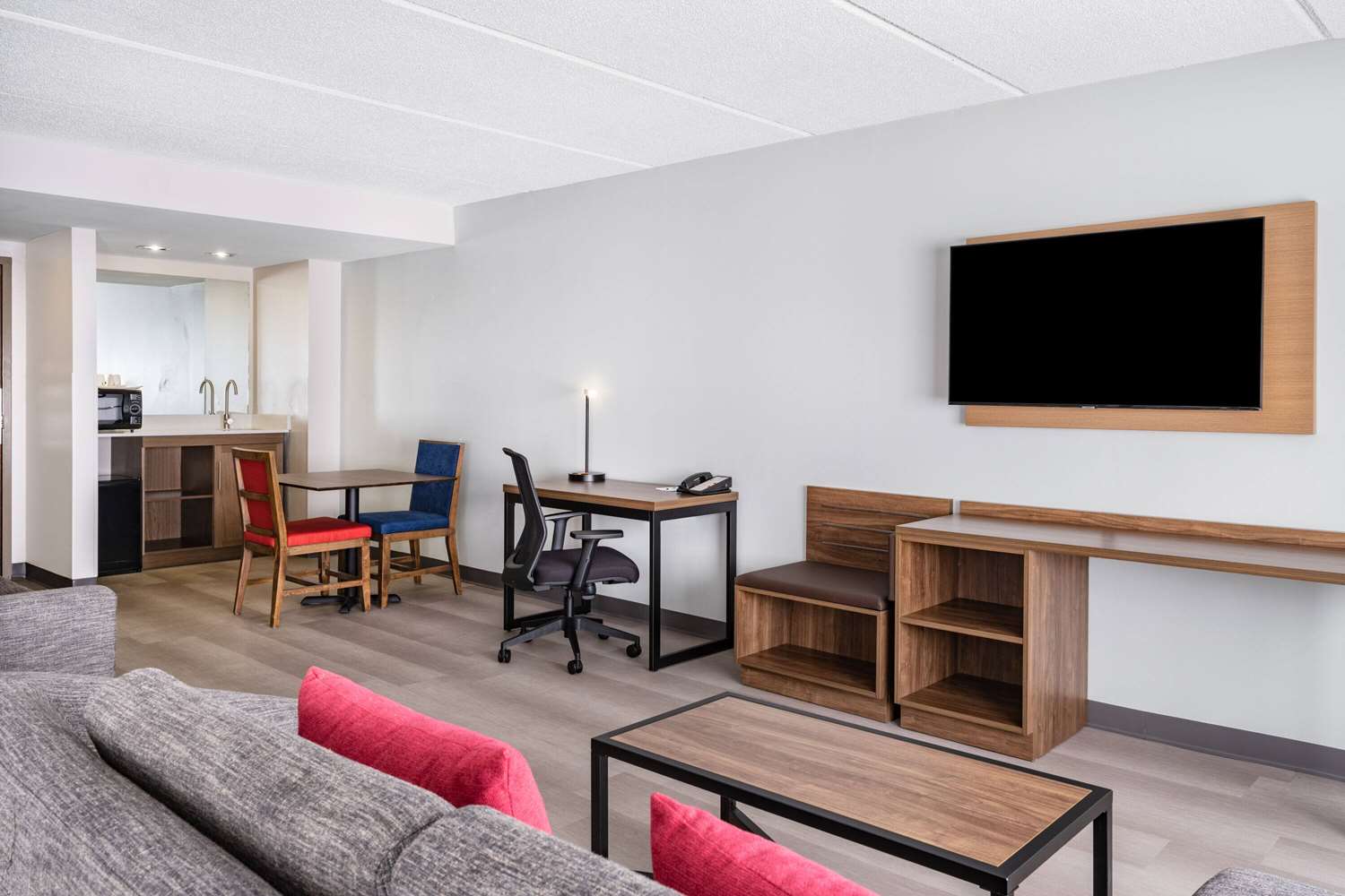La Quinta Inn & Suites by Wyndham Duluth/Atlanta 9/10