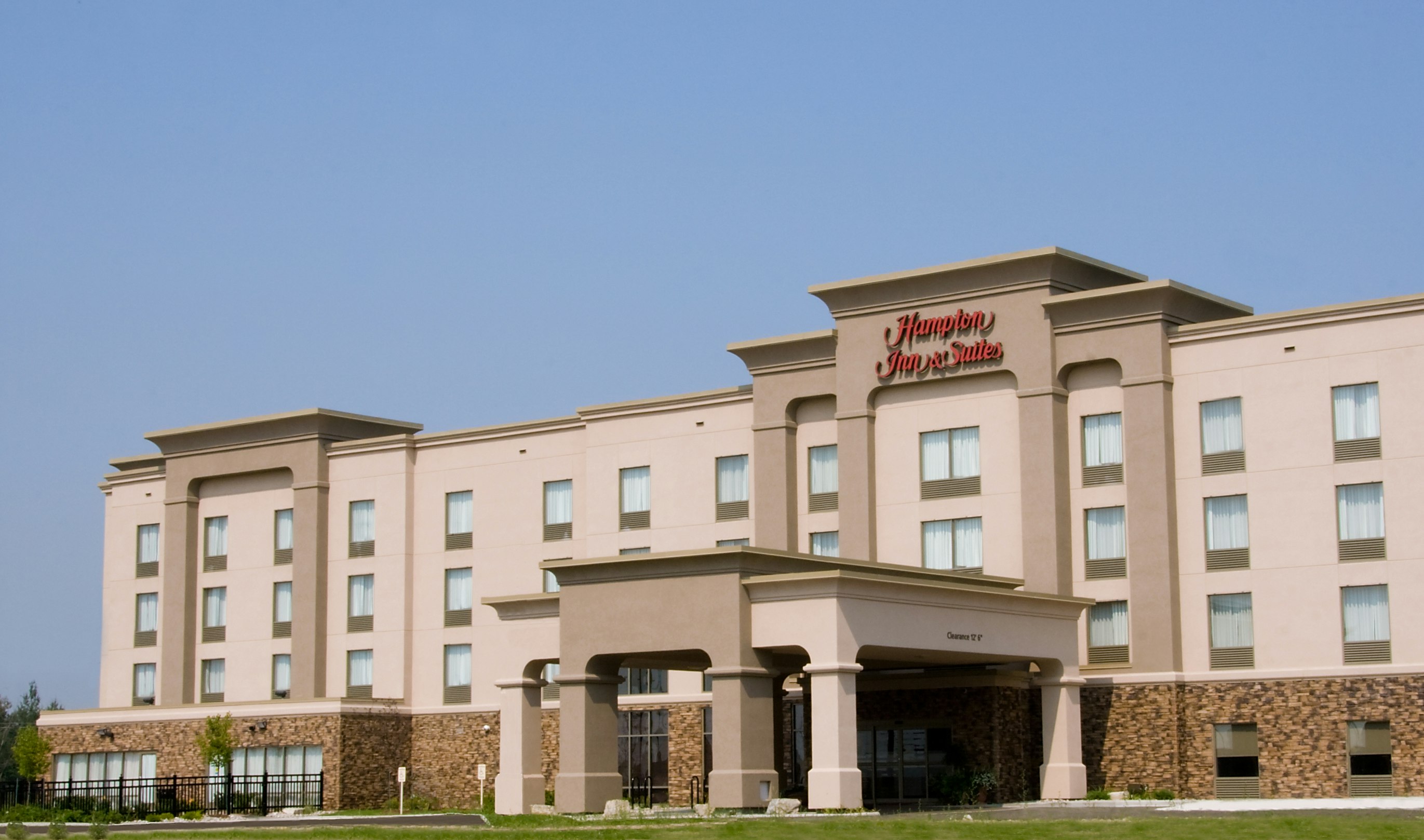 Hampton Inn and Suites by Hilton Guelph 2/58