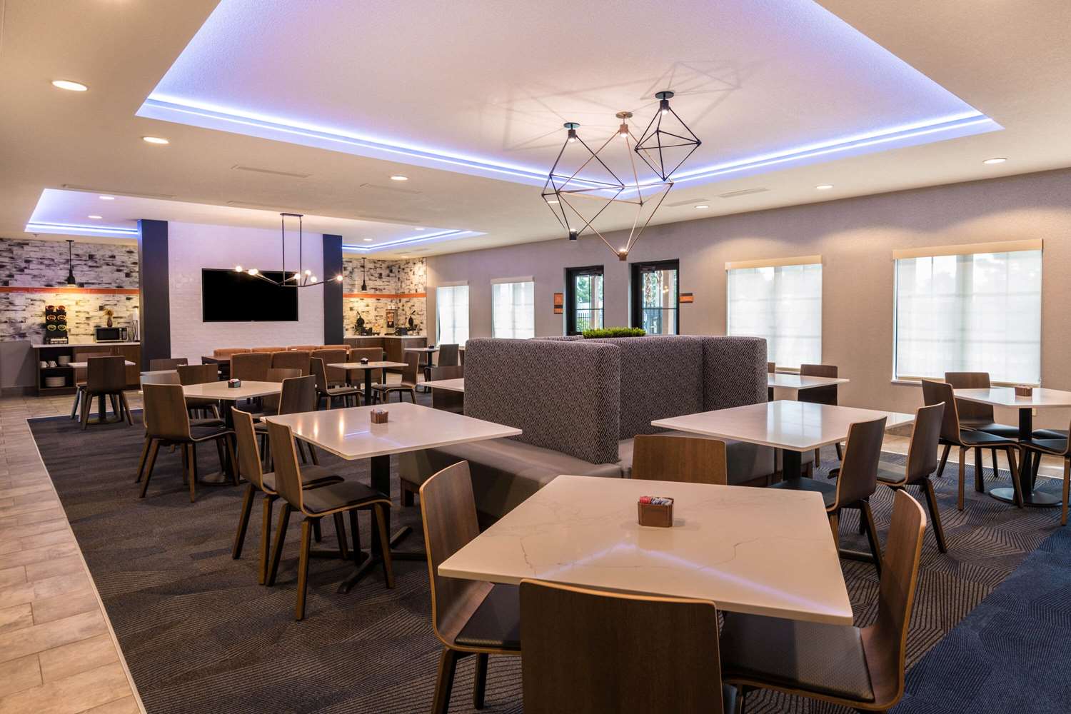 La Quinta Inn & Suites by Wyndham Las Vegas Airport South 31/46