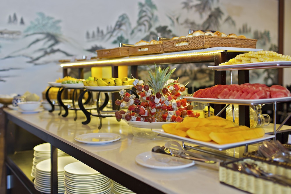 Hai Au Hotel 25/50