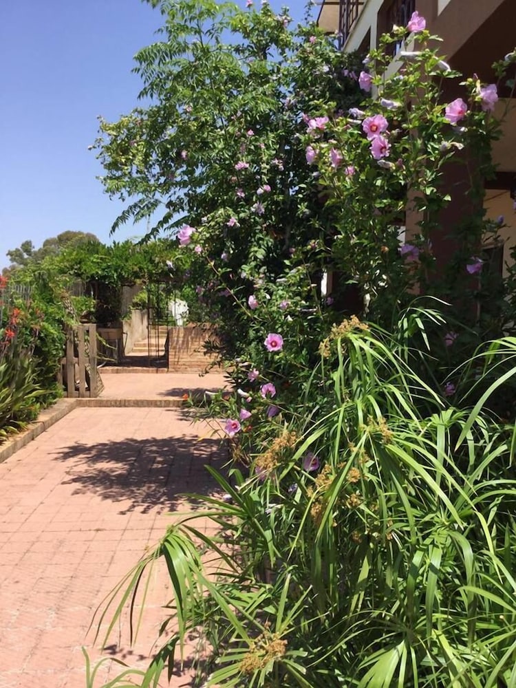 Villa Delle Rondini 33/50