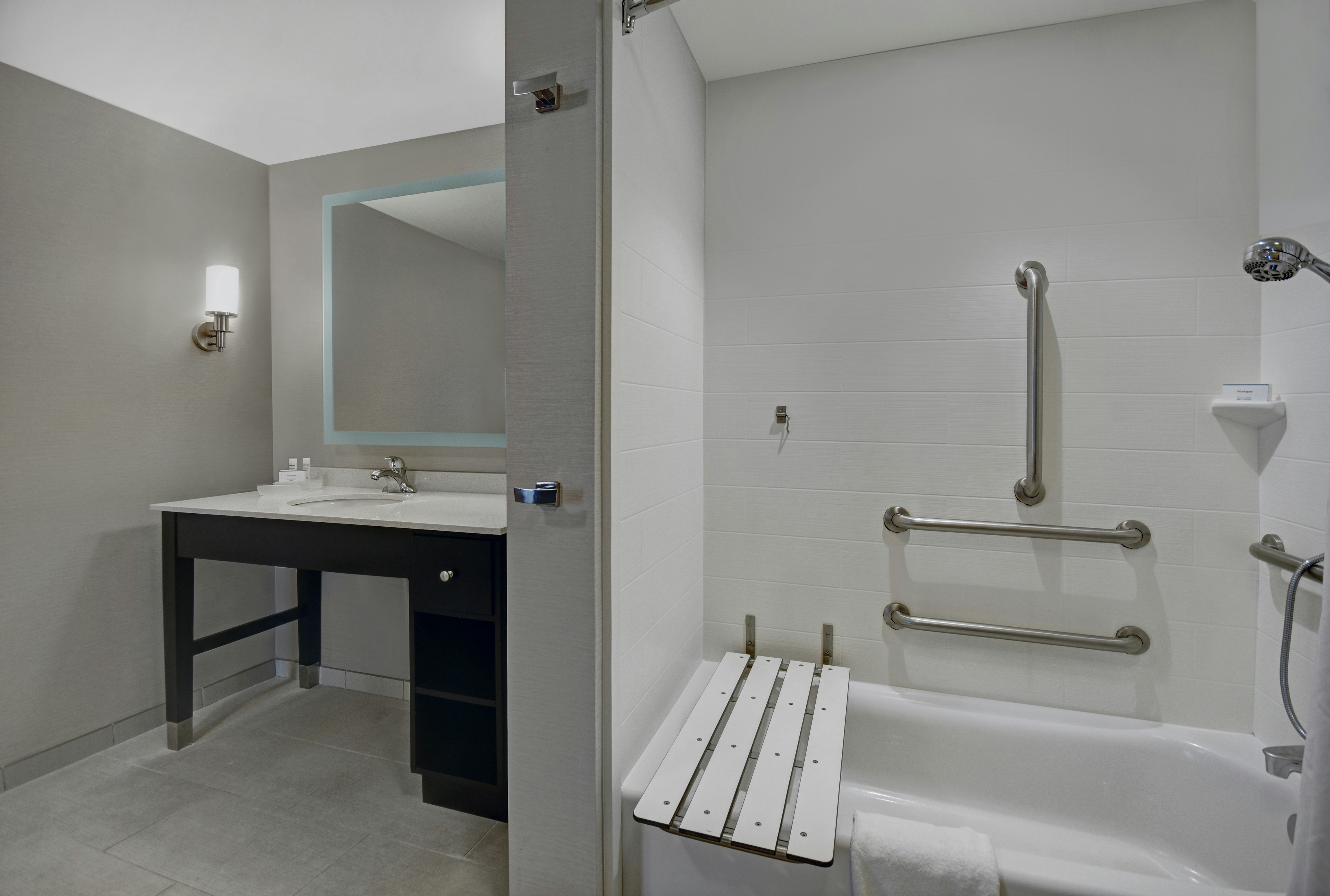Suite, 1 King or 2 Queen Beds, Accessible، Homewood Suites By Hilton Hamilton Nj 6/6