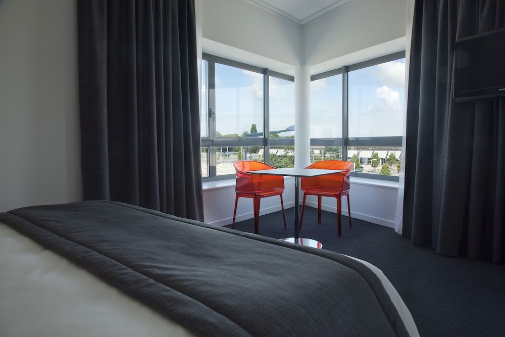 Mercure Saint Malo Balmoral 35/77