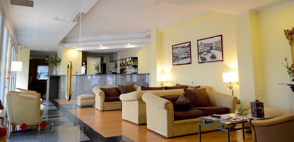 Hotel Toural 41/65