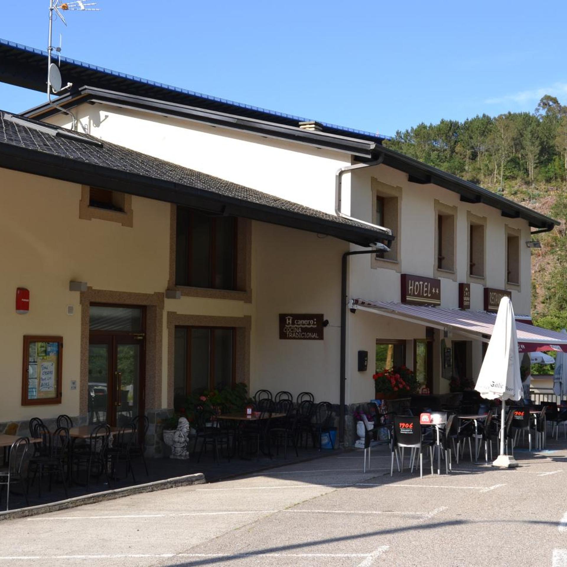 Hotel Restaurante Canero 3/37