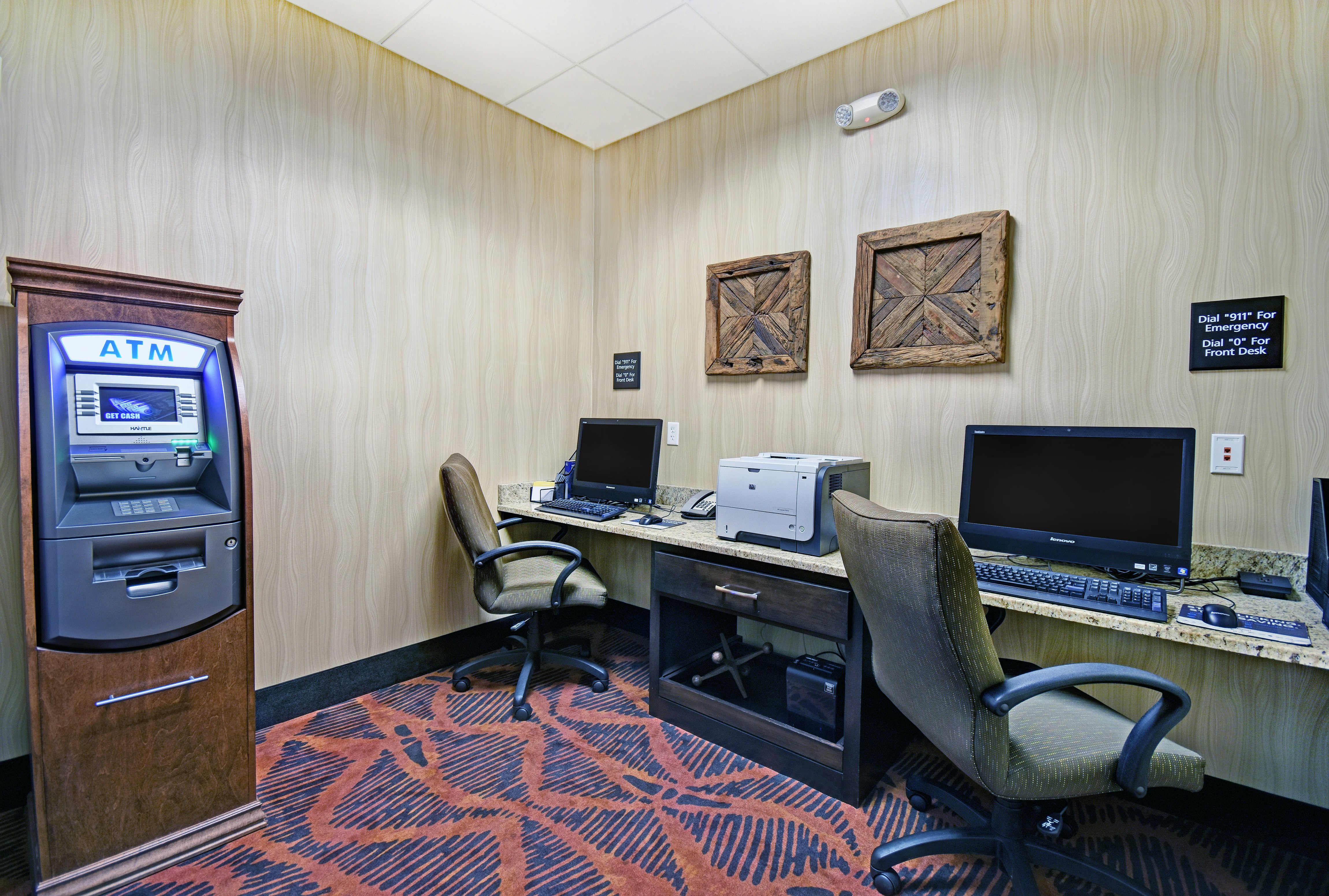 Hampton Inn and Suites Milwaukee Franklin 37/44