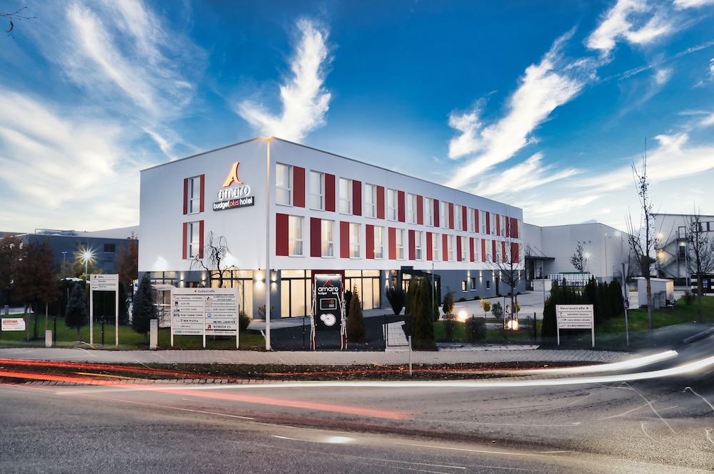 Amaro Budget Plus Hotel 44/50