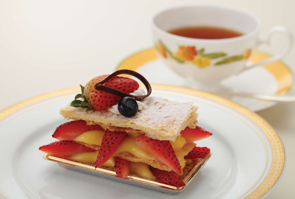DoubleTree by Hilton Hotel Naha Shuri Castle 32/67