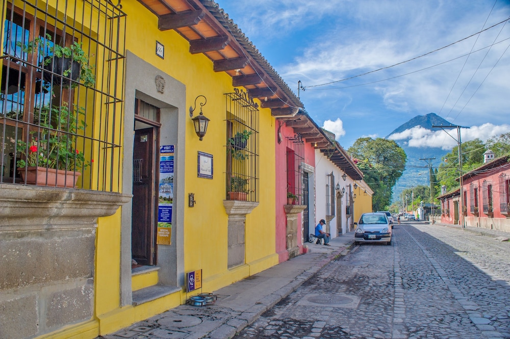 Meson Del Valle Hotel 35/50