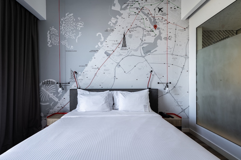 INK Hotel Dubai 12/40