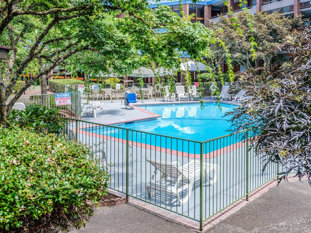 University Place Hotel Conference Center 6/51