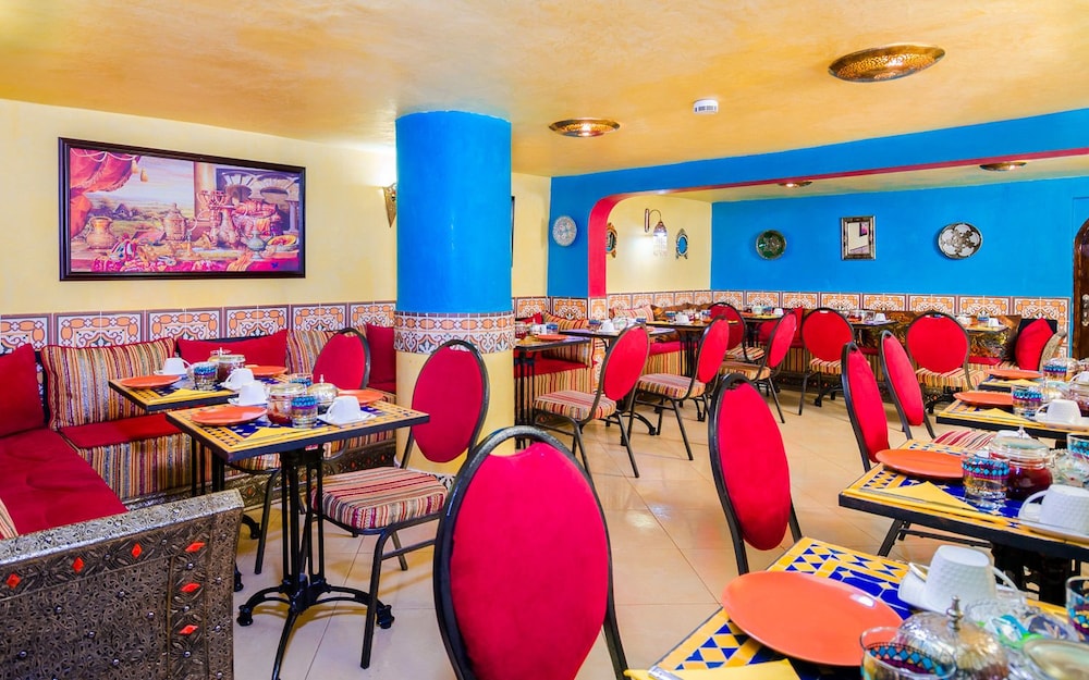 restaurant-cafeteria