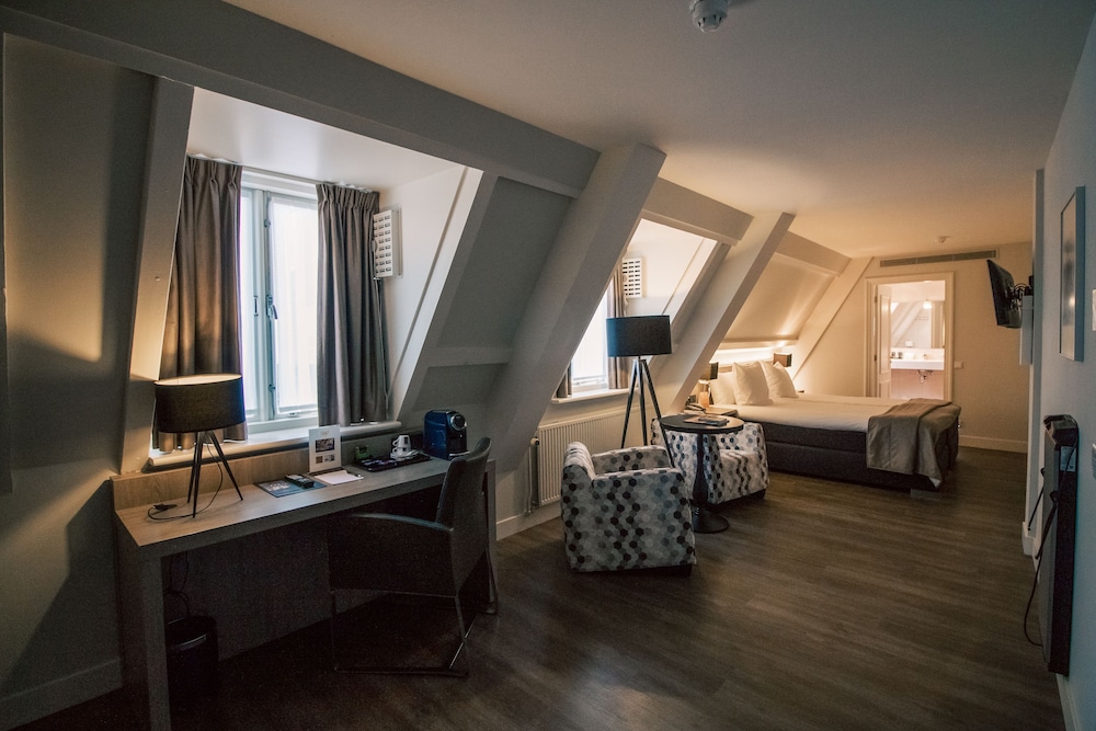 Grand Hotel De Draak and Residence Dagmara 37/43