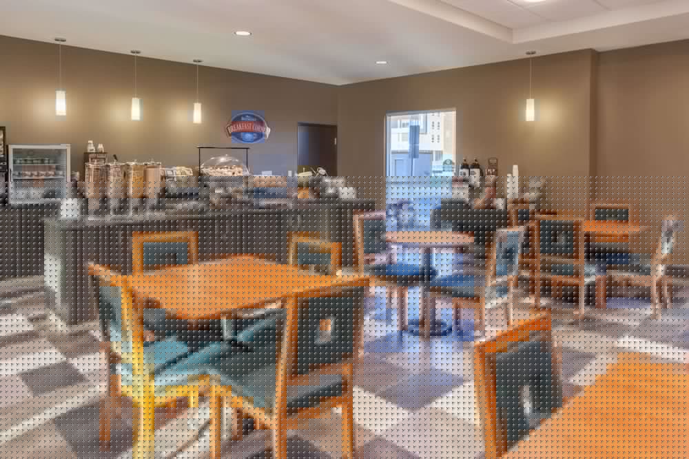 Baymont by Wyndham Grand Forks 37/43