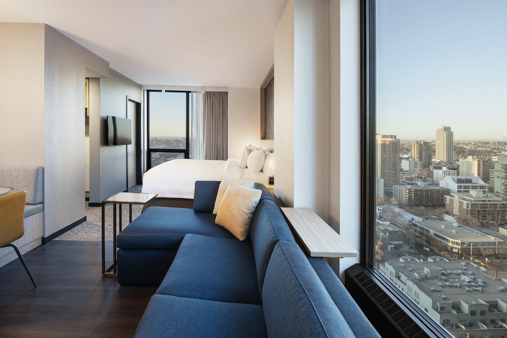 Residence Inn Calgary Downtown Beltline District 8/44