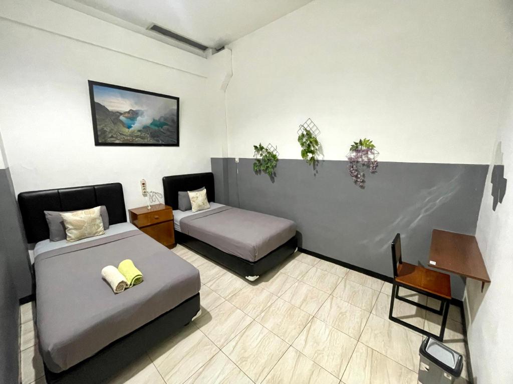 Budget, Twin Beds, with Fan
