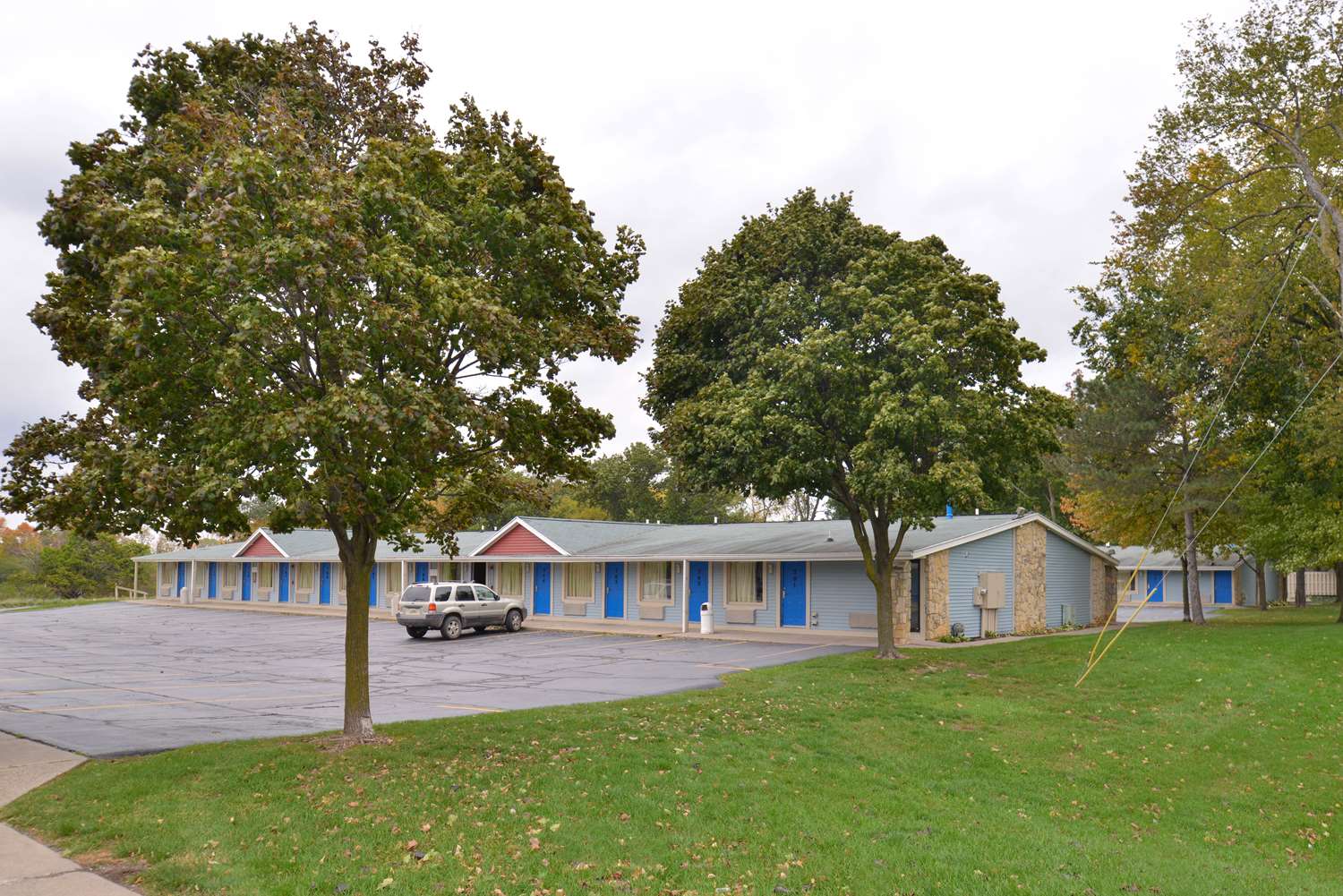 Americas Best Value Inn Suites Jackson Mi 17/18