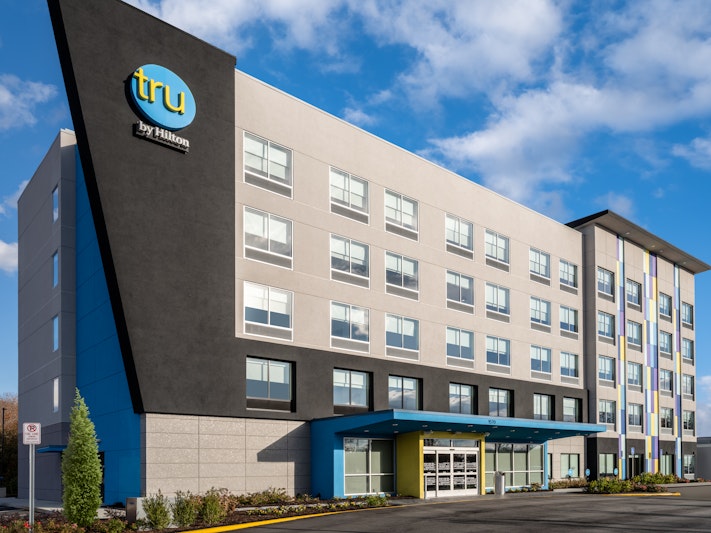 Tru by Hilton Chesapeake VA 2/25