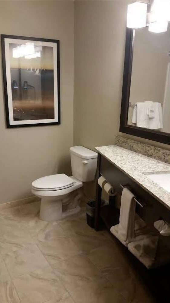 Brookstone Lodge Suites 33/35