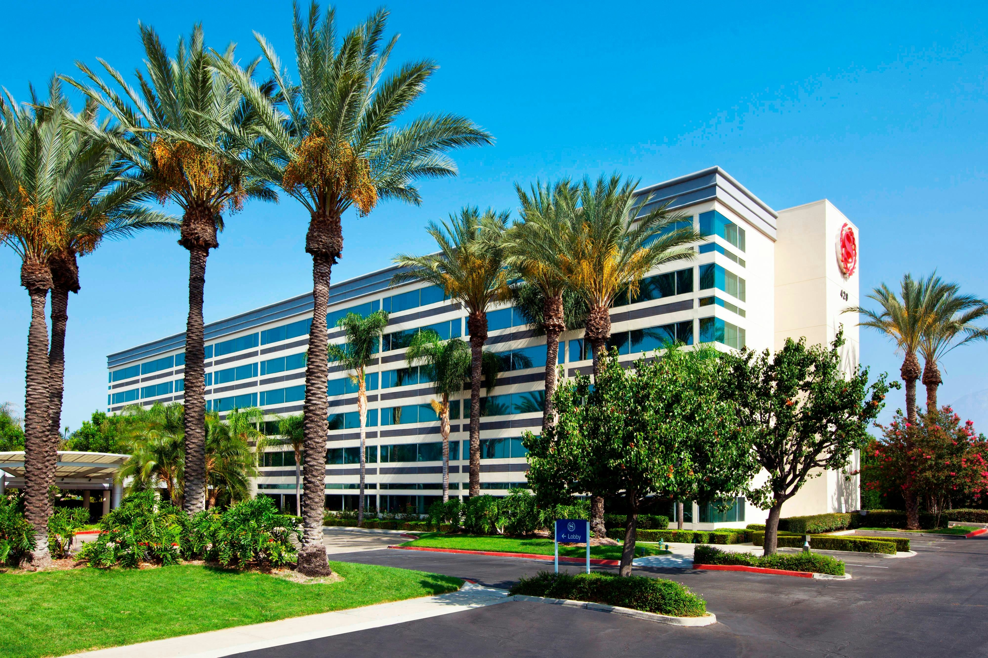 Sheraton Ontario Airport Hotel 1/2