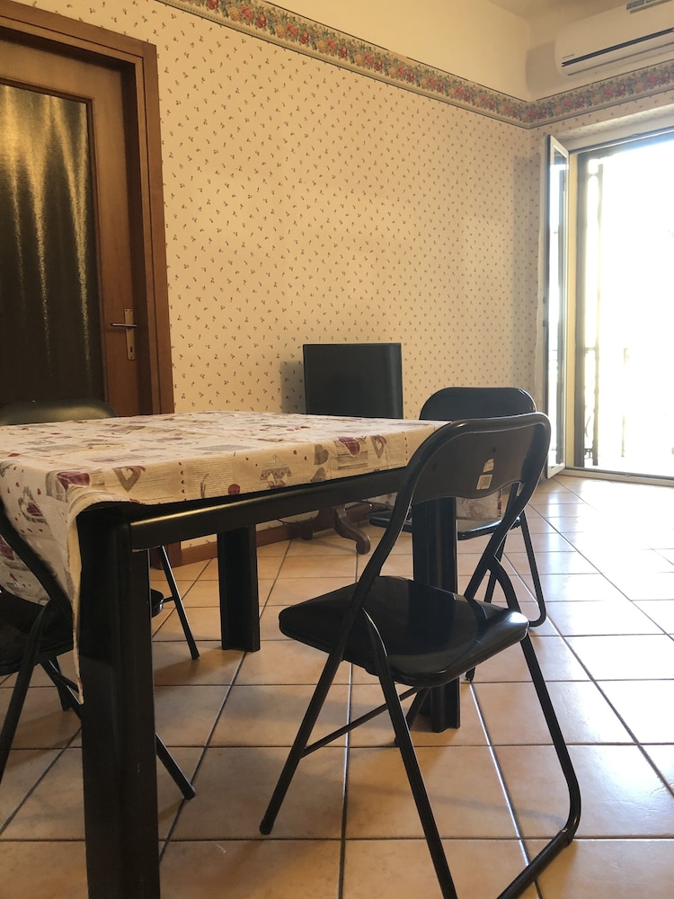 Ai Leoni 39/50