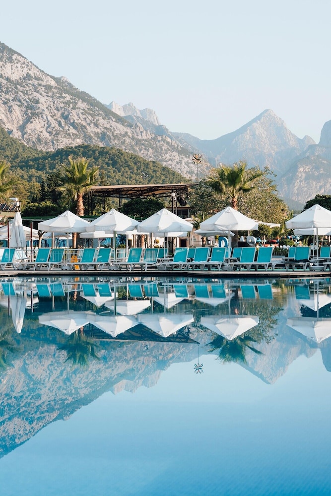 Dosinia Luxury Resort 47/50