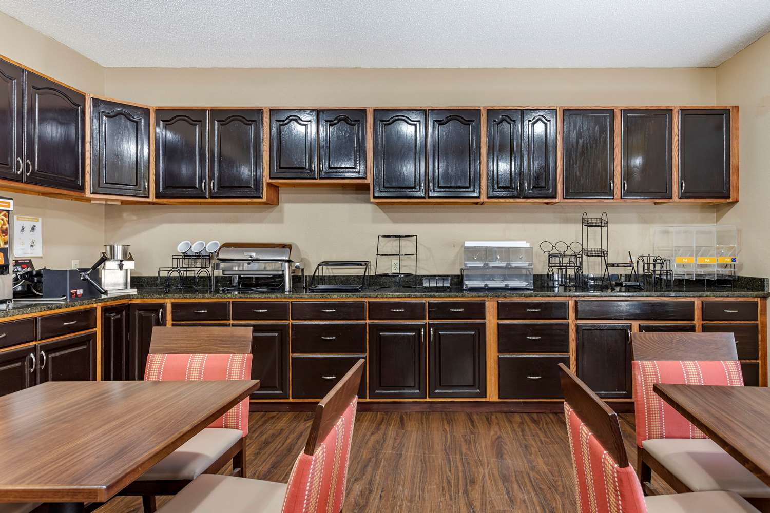 Comfort Inn Downtown University Area 29/37