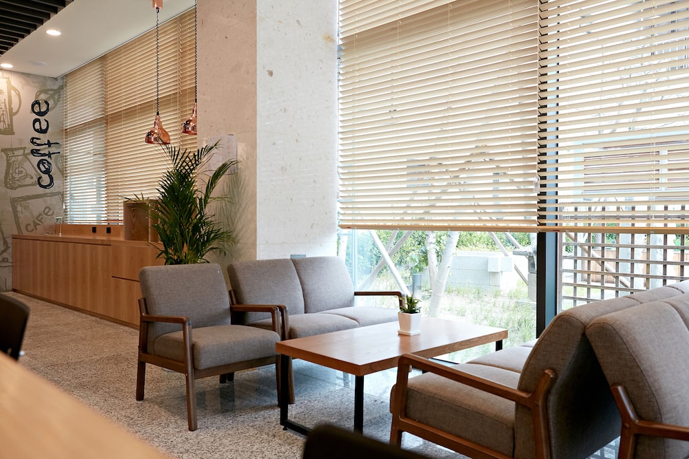 Ocean Soleview Hotel 42/57