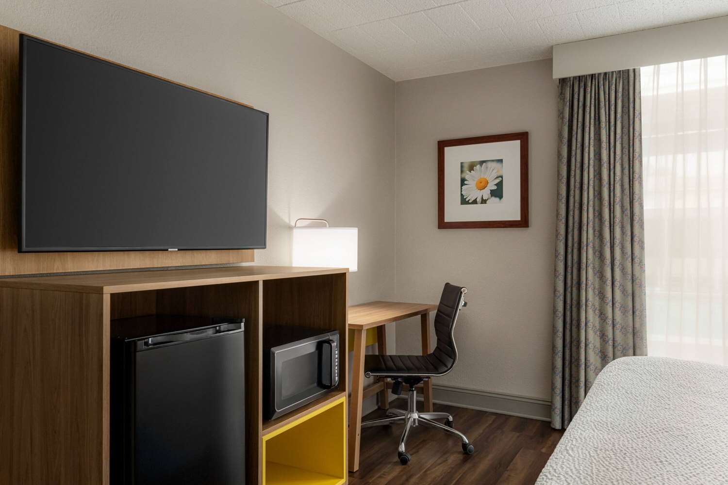 Days Hotel By Wyndham Allentown Airport / Lehigh Valley 40/47