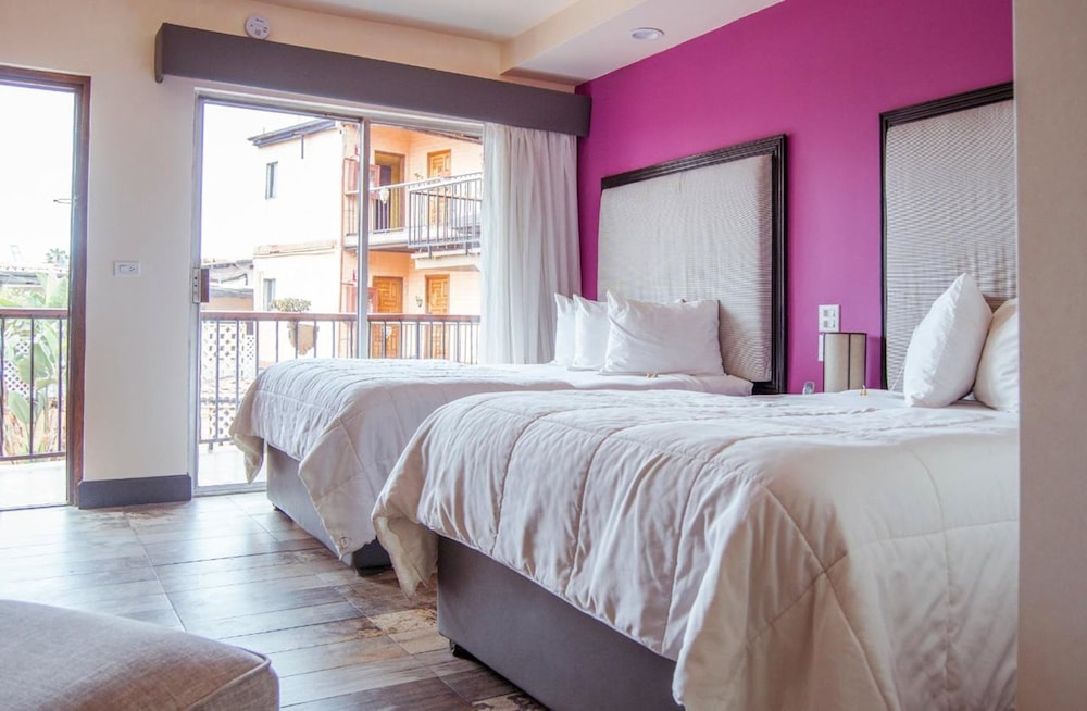 Americas Best Value Inn - Posada El Rey Sol 6/28