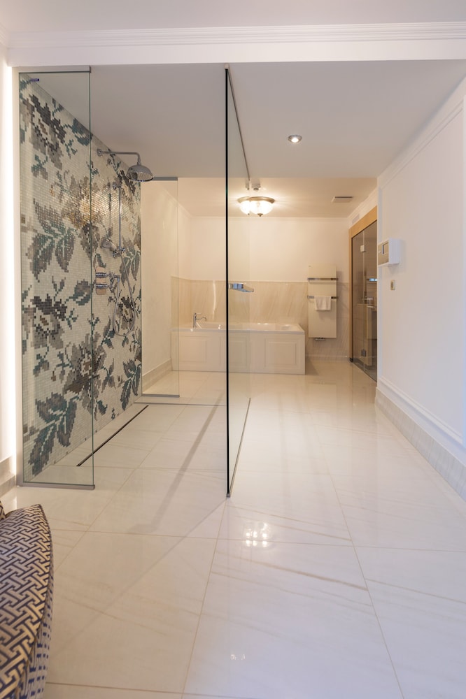Palace Art Hotel Pezinok 21/50