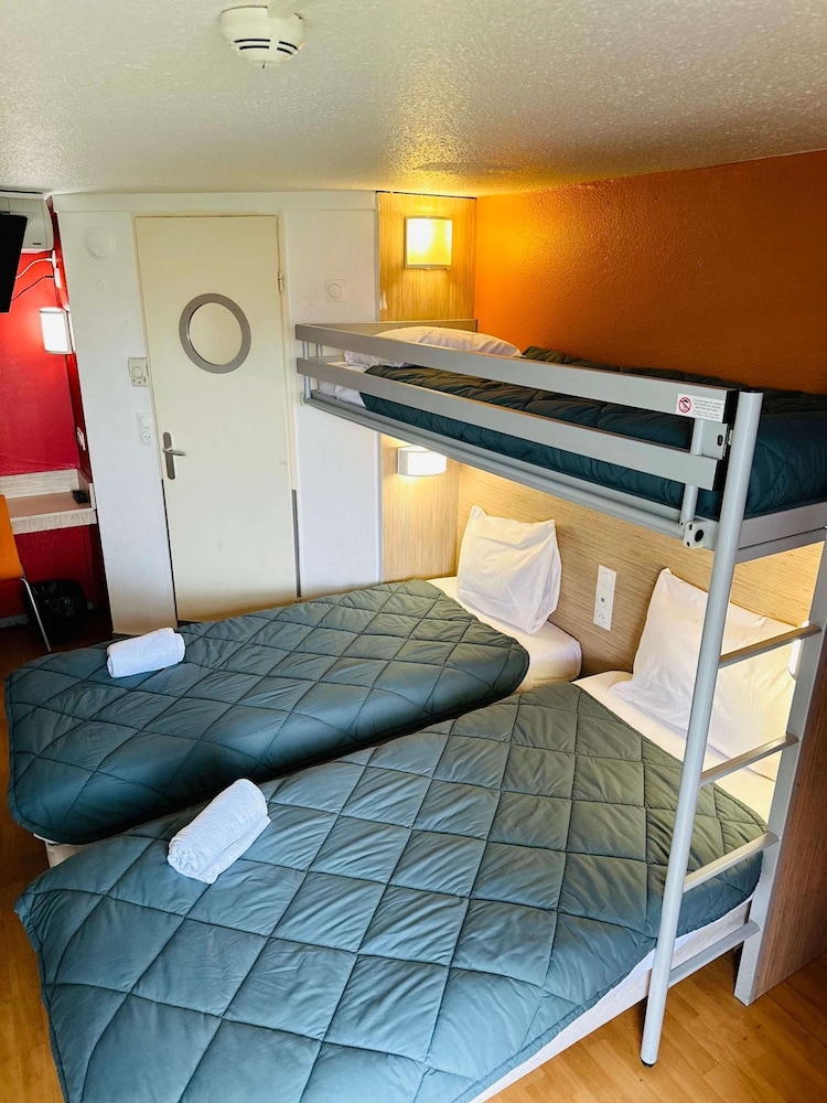 Premiere Classe Dunkerque - Saint-Pol-Sur-Mer 12/22