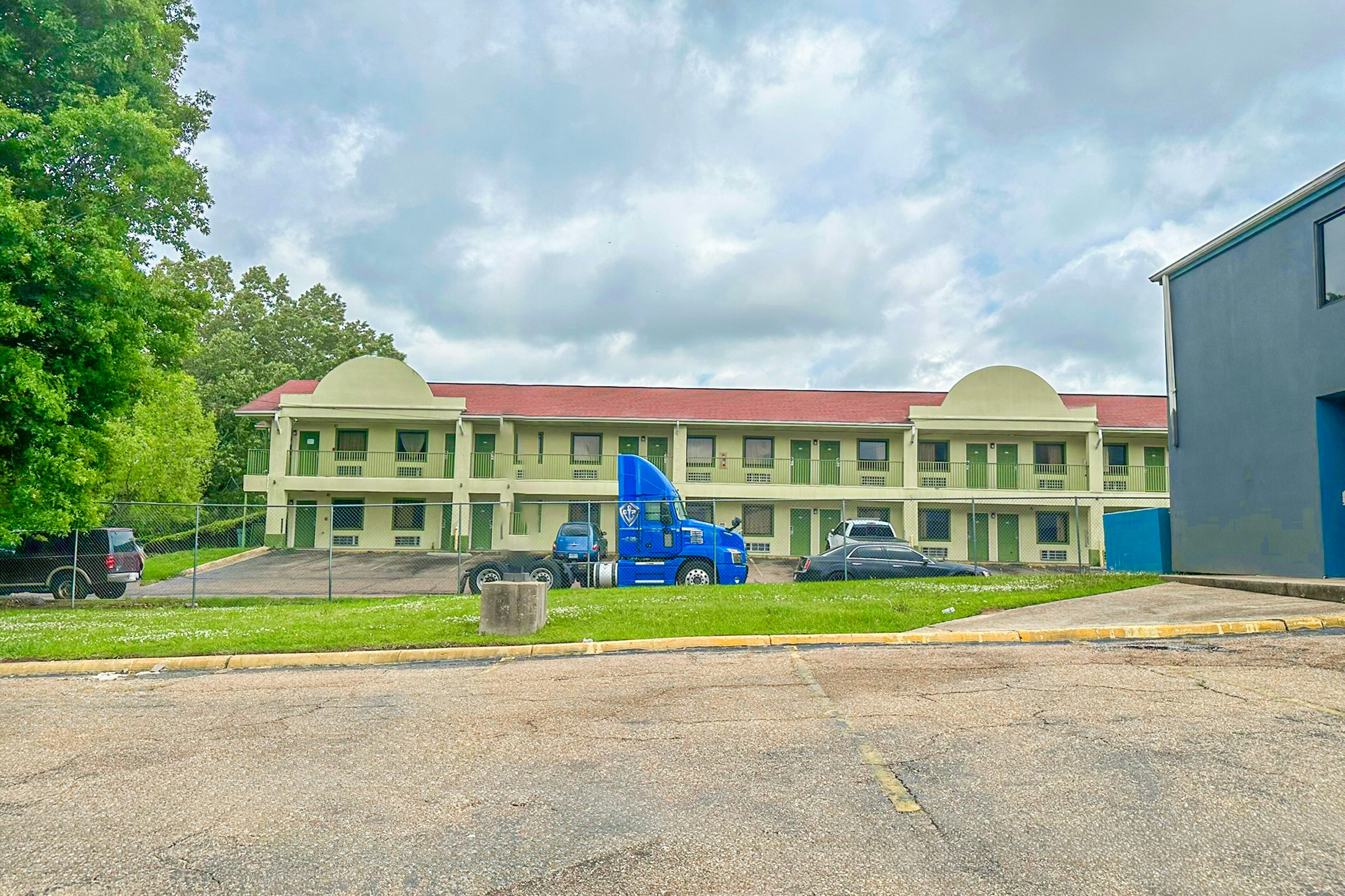 Relax Inn By Oyo Jackson MS Hwy 80/I-20 6/57
