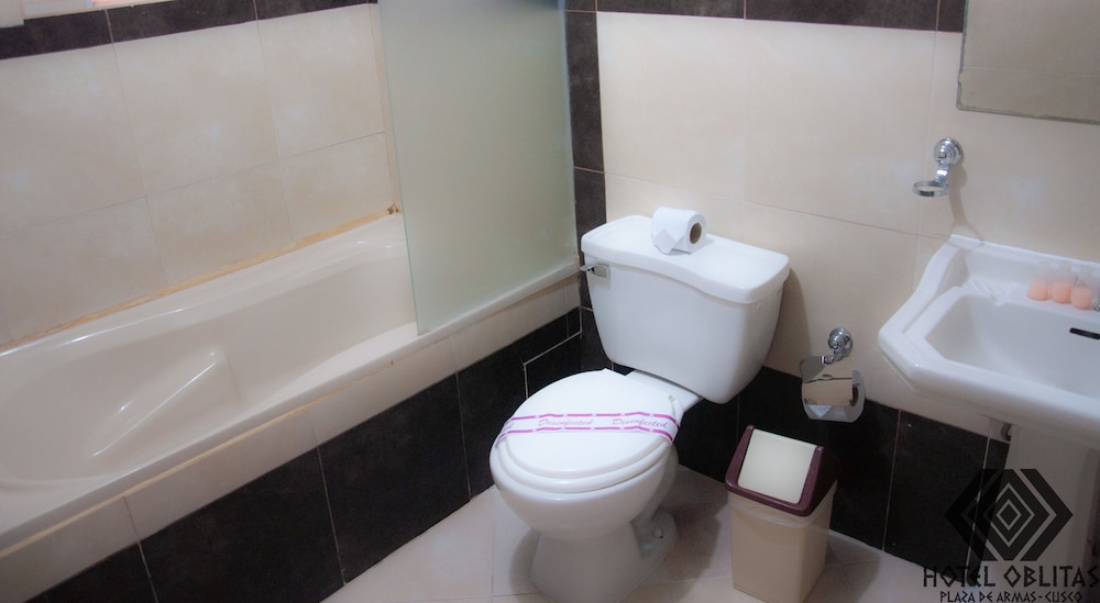 Hotel Oblitas Plaza de Armas Cusco 21/64