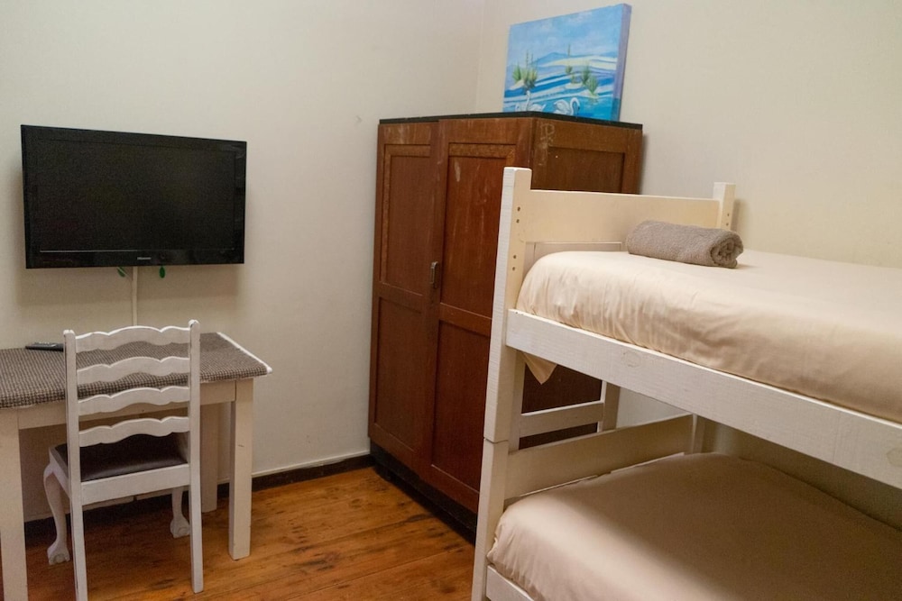 Bay Vista Guest House 13/50
