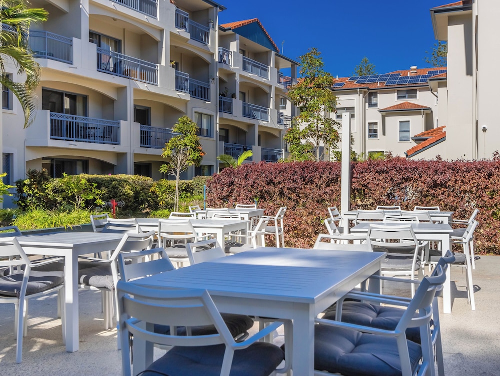 Bella Mare Beachside Apartments 70/77