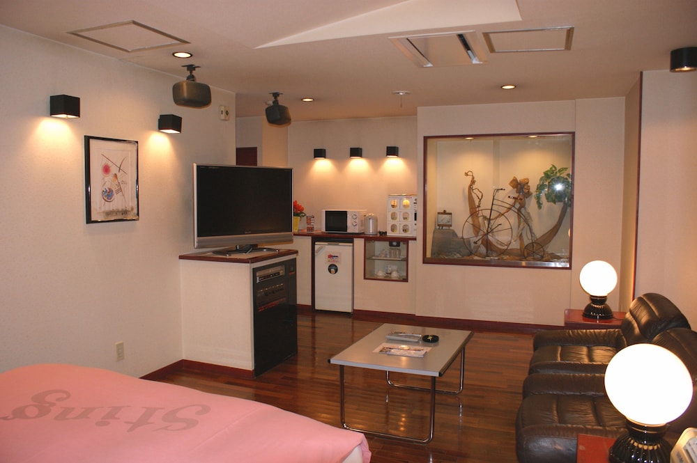 Hotel Sting 28/29