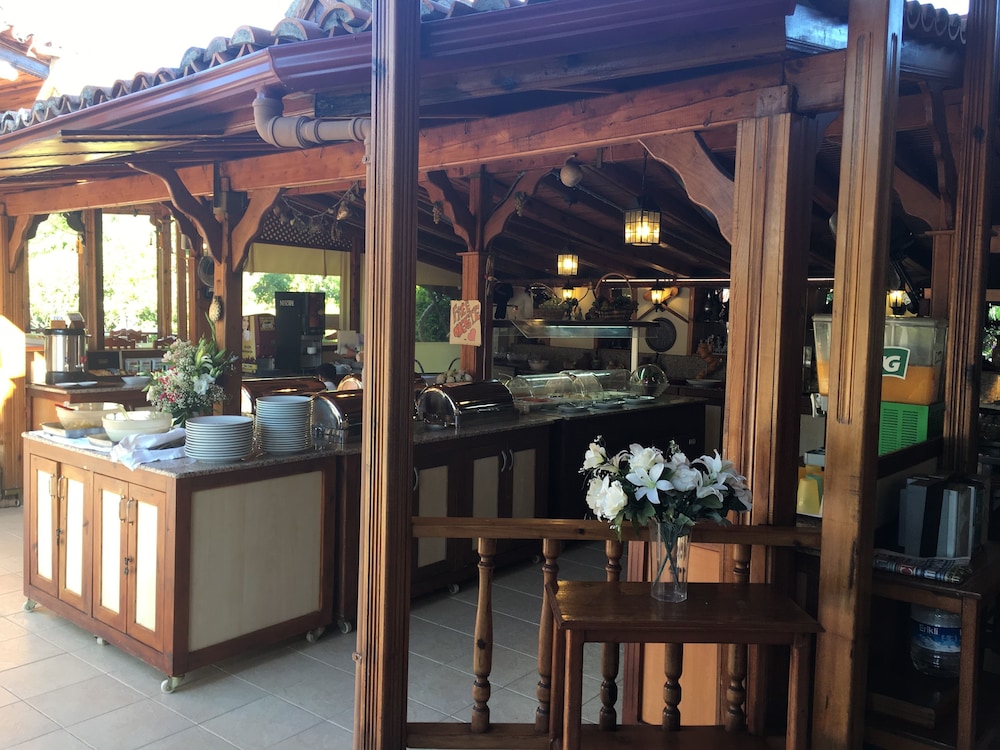 Asur Hotel & Aparts & Villas 4/50