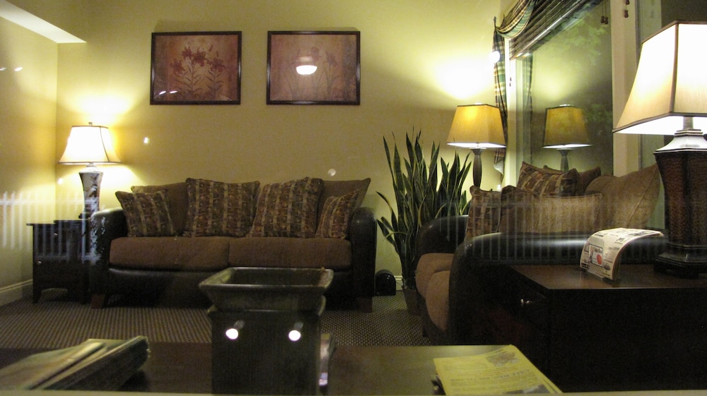 Mt Madison Inn & Suites 44/46
