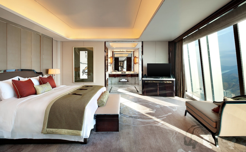 2 Bedrooms, Presidential, Suite, 2 King Beds, Skyline View