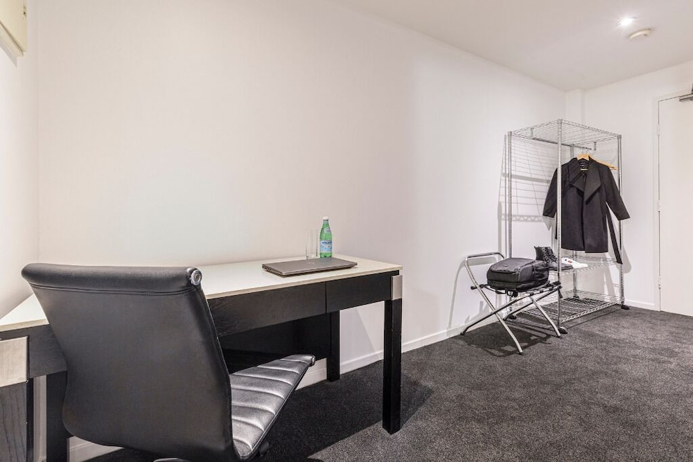Punthill Apartment Hotel - Manhattan Melbourne 55/62