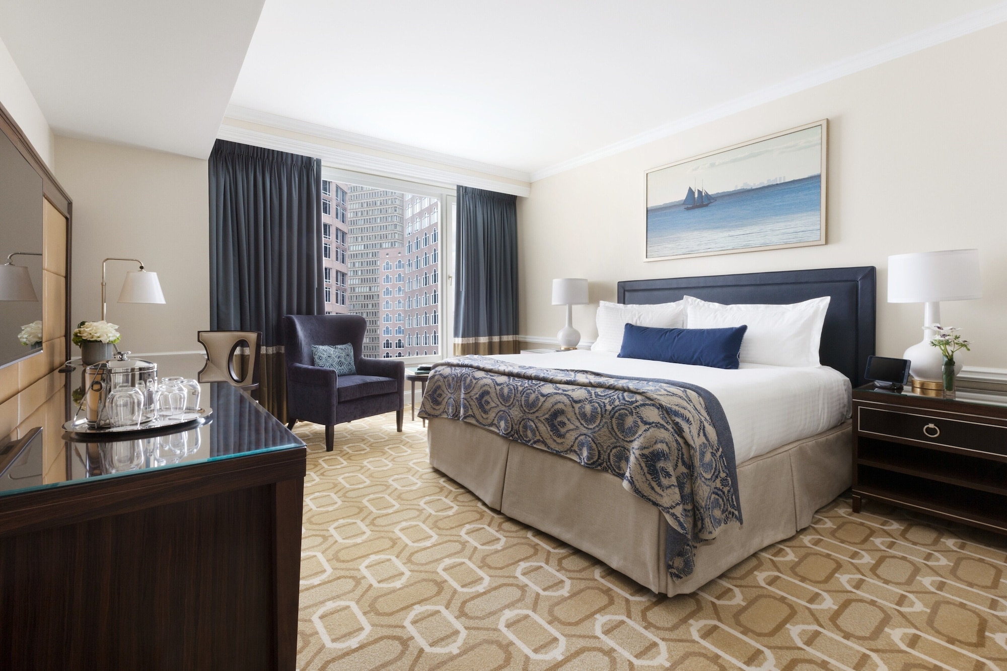 SUPERIOR, KING BED, HARBOUR VIEW