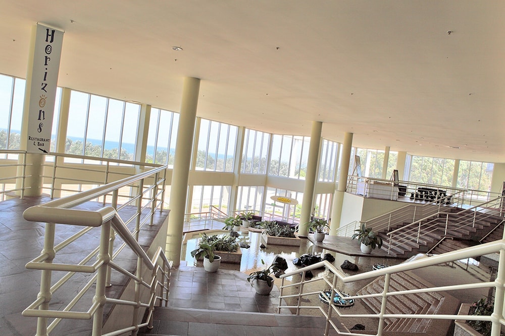 Opal Cove Resort 42/72