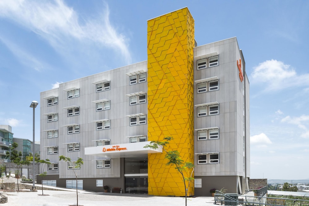 Hotel VM Express Queretaro 4/47