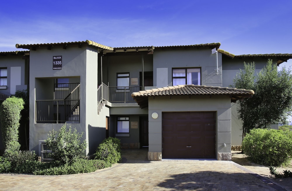 4 Bella Casa Self Catering 2/50