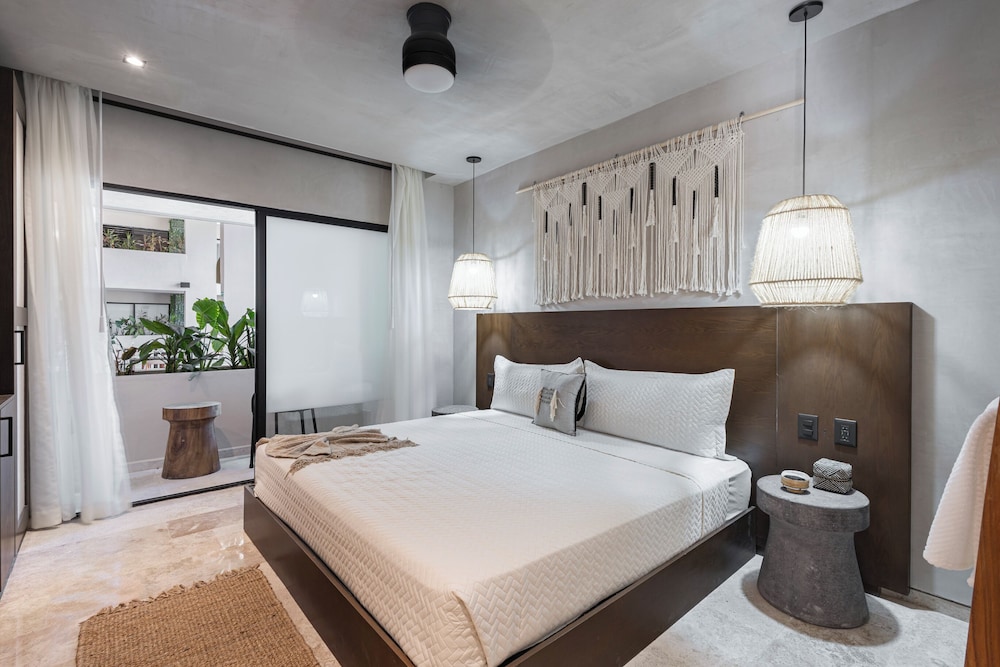 Bakal Tulum By Lockey 7/50