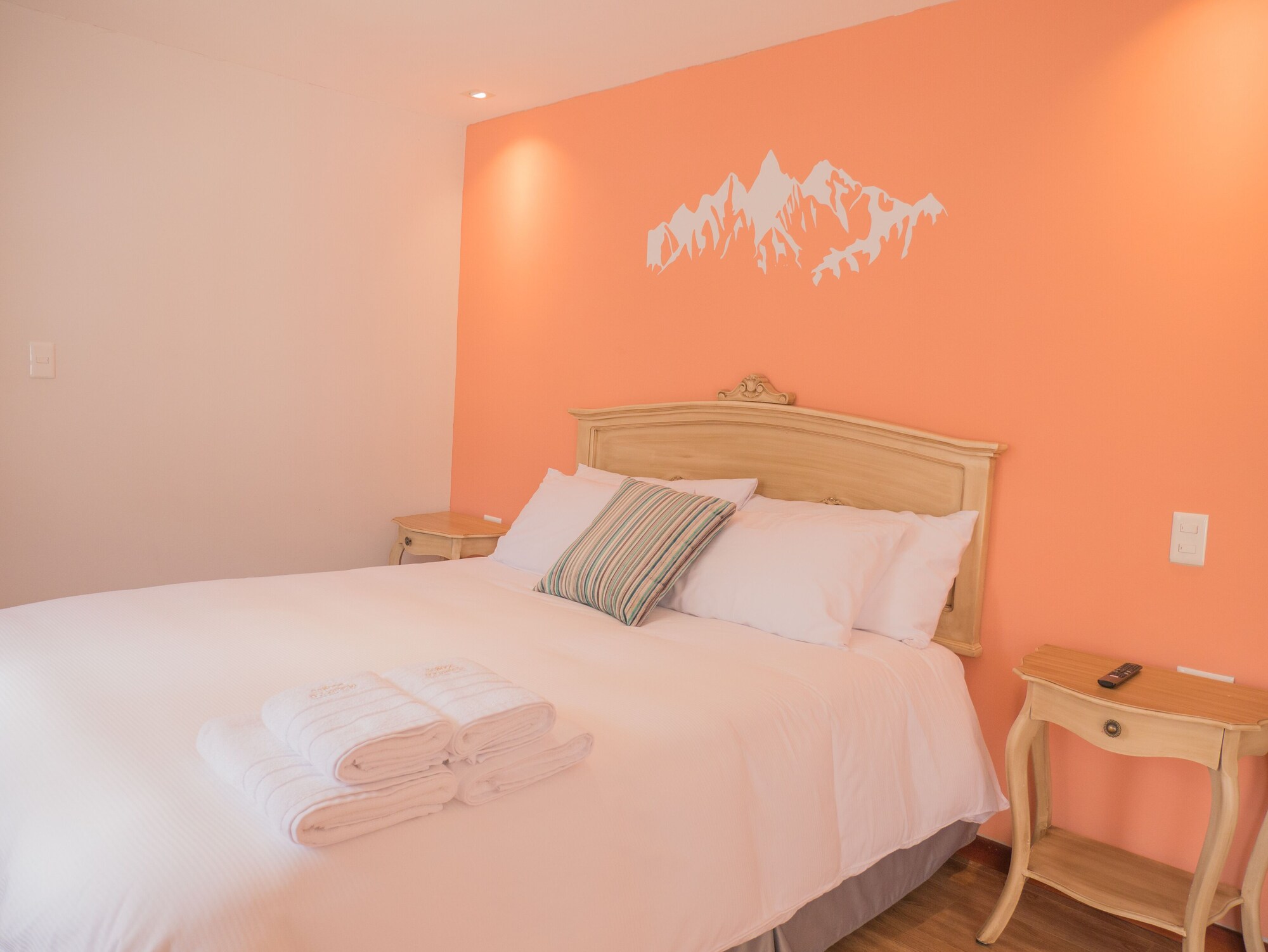 STANDARD, DOUBLE BED
