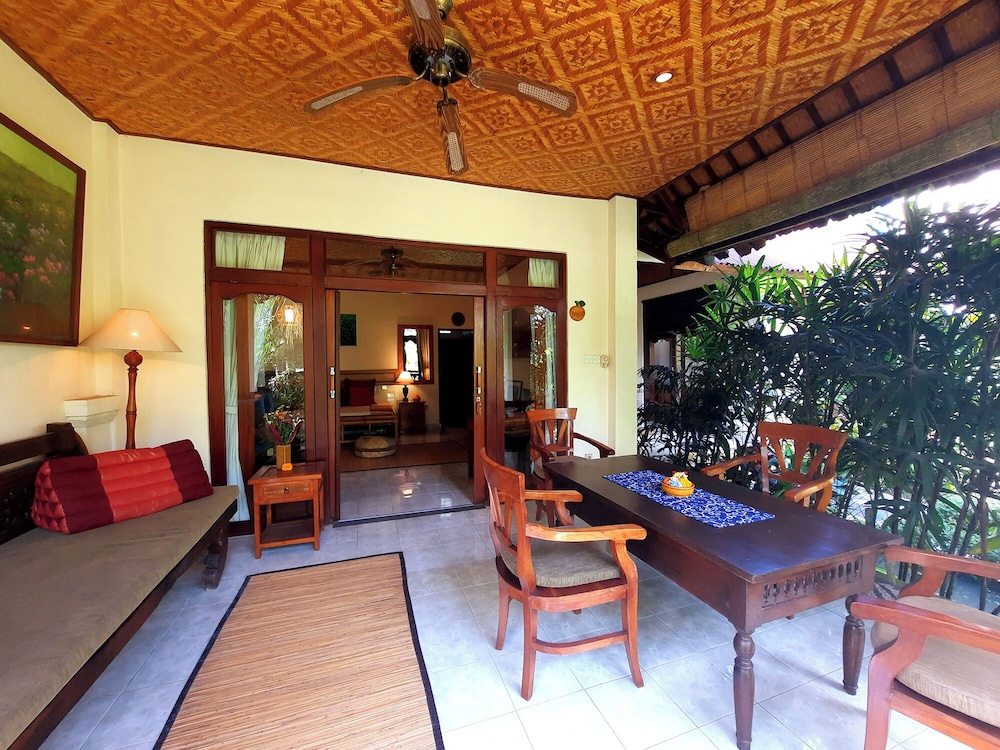 ALAM INDAH 28/50
